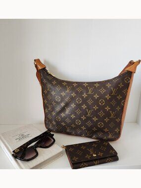 Vintage 80's Louis Vuitton Boulogne 30 Monogram Shoulder Hobo Bag